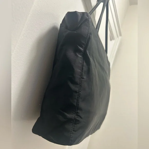 Prada Black Nylon Tote Bag with Logo Detail EUC - Picture 4 of 16